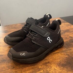 On Running Kids Black Athletic Sneakers 11.5
